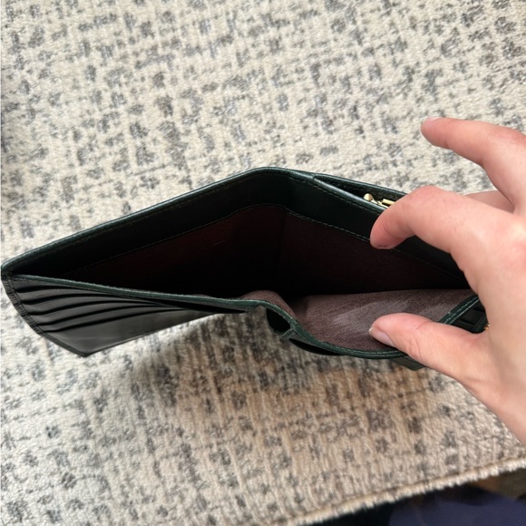 Coach Dark Green Leather Bifold Wallet with Gold Snap - Picture 4 of 6